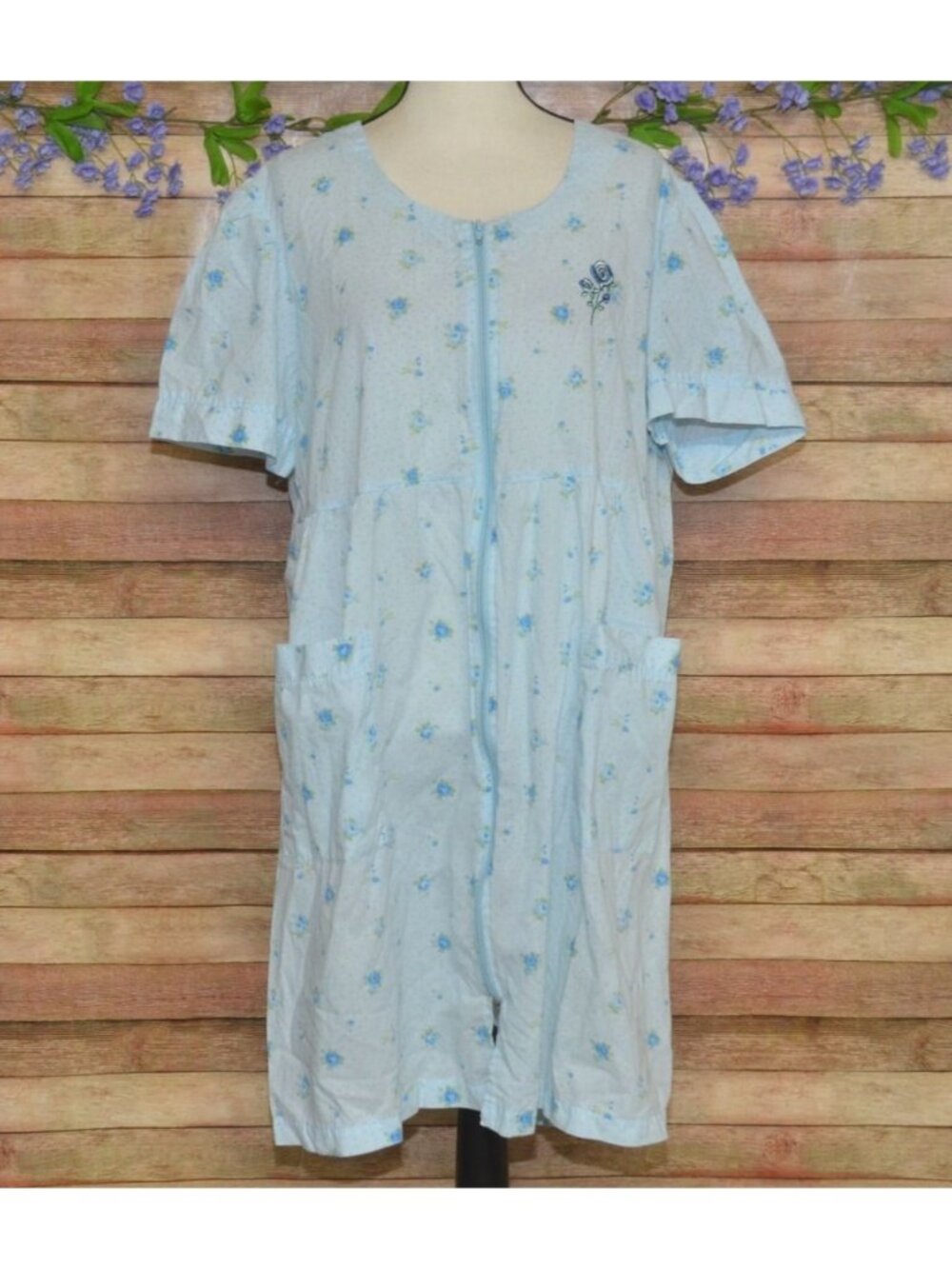 VTG Bernette Womens Blue Rose Floral Full Front Zip Up House Coat Robe Size 1X